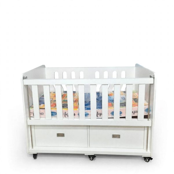 Baby Crib In Material Wood